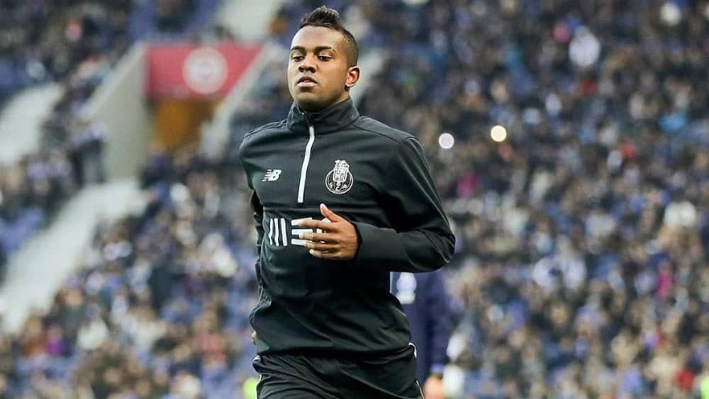 Gol de jogador brasileiro é eleito o mais bonito do estádio do Porto