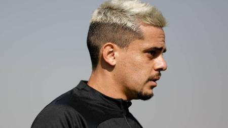 Fagner pode voltar no jogo deste domingo