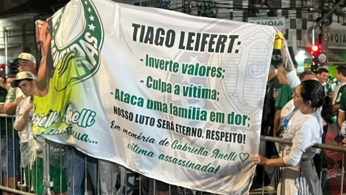 Tiago Leifert é cobrado por família de torcedora do Palmeiras morta no entorno do Allianz