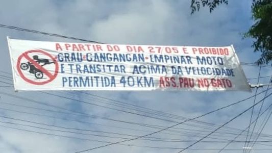 Faixas estão espalhadas por várias ruas do Alto Vera Cruz