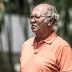 Paulo Roberto Falcão deixa o Santos após denúncia de importunação sexual