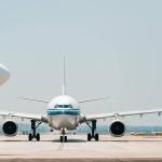 Aviões com mais de 370 pessoas quase batem após controlador conectar cabo errado