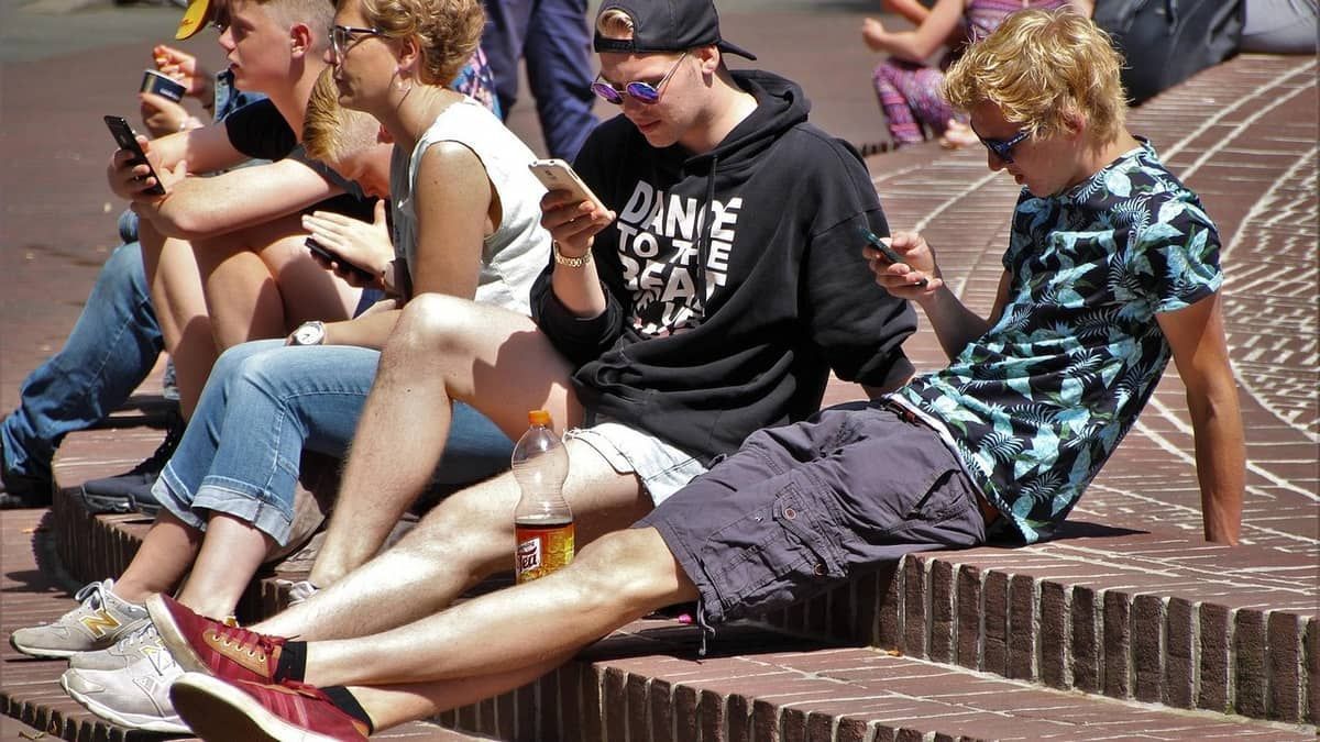 OCDE aponta que falta de oportunidades atinge 36% dos jovens brasileiros