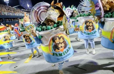 Deputado Nikolas Ferreira vai acionar MP do Rio contra presidente de escola de samba