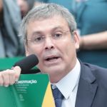 Lindbergh vê movimento por anistia após julgamento de Bolsonaro