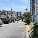 Fila para velório do Pelé dá volta na Vila Belmiro e ocupa quarteirões de Santos