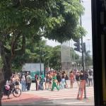 Fãs fazem fila para show de gravação do DVD de Luan Santana no Mineirão