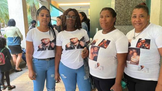 Fãs se despedem de MC Marcinho