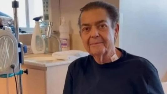Faustão doa itens de acervo pessoal para leilão