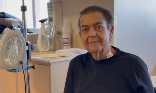 Faustão segue internado, consciente e se recupera no quarto, afirma hospital | CNN Brasil