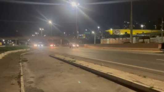 A limpeza começou a ser feita às 12h30 de sexta