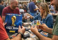 Febre das figurinhas: por que o álbum da Copa mobiliza adultos e crianças