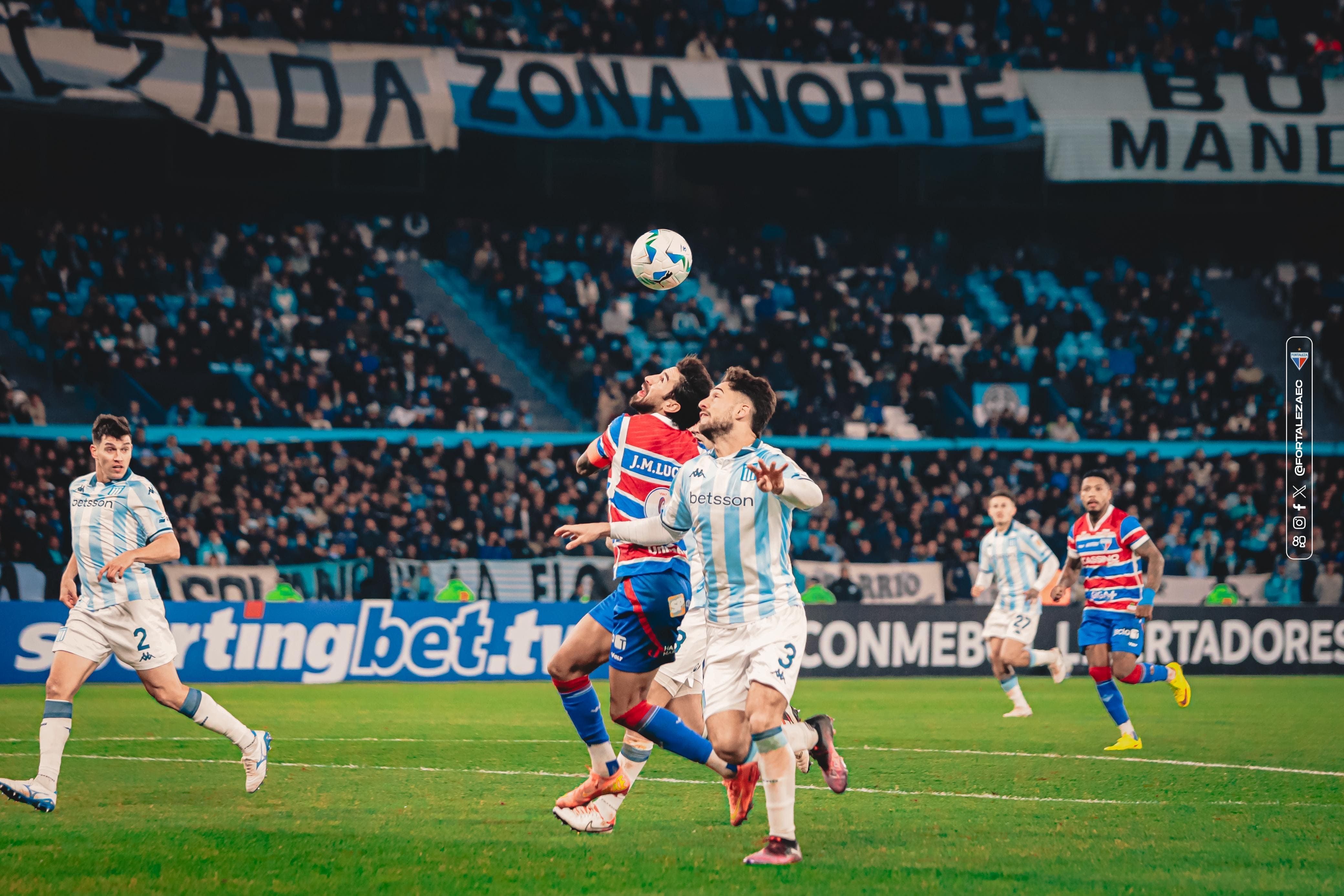 Fortaleza sofre gol no fim, perde do Racing, mas avança às oitavas da Libertadores