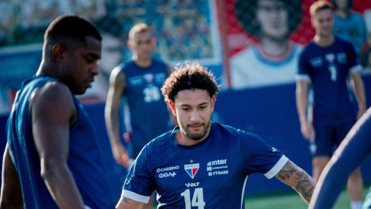 Mancuso e Benevenuto durante treino do Fortaleza