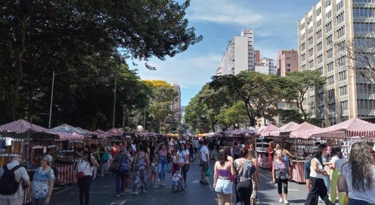 Feira Hippie ganha 22 novos expositores