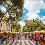 Com alta no movimento, Feira Hippie tem horário ampliado a partir deste domingo (8)