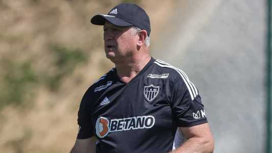 Felipão ainda busca primeira vitória pelo Atlético