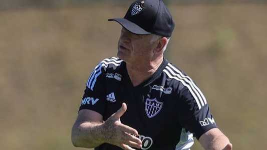Felipão ainda não venceu nenhuma partida pelo Atlético