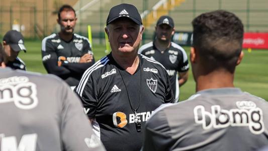 Felipão aparece entre os maiores técnicos da história