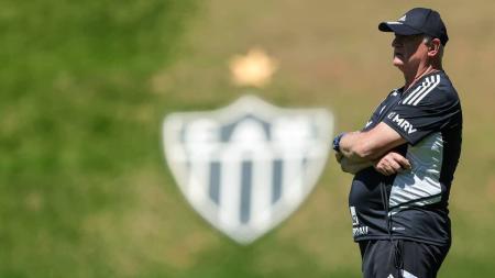 Felipão chegou ao Atlético pouco tempo depois da eliminação da equipe na Copa do Brasil