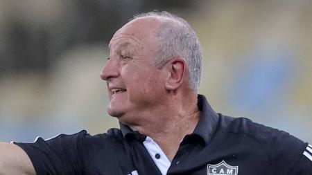 Felipão comanda Atlético, líder do returno do Campeonato Brasileiro