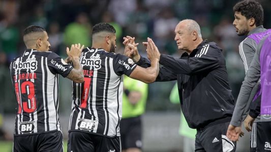 Felipão completou 20 partidas pelo Atlético nessa quinta-feira (19), contra o Palmeiras