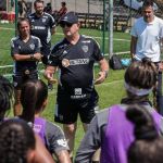 Felipão visita time feminino do Atlético, que decidirá Estadual com o Cruzeiro