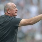 Felipão faz quatro mudanças no Atlético para jogo com Goiás; veja o time