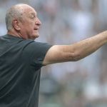Felipão evita dar desculpas após derrota do Atlético: 'O Cruzeiro foi melhor'