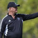 Felipão define substituto de Hulk; veja escalações de Atlético e Corinthians