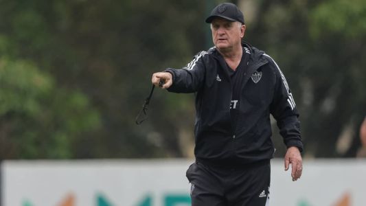 Felipão pode fazer mudanças na escalação do Atlético para jogo contra o Santos
