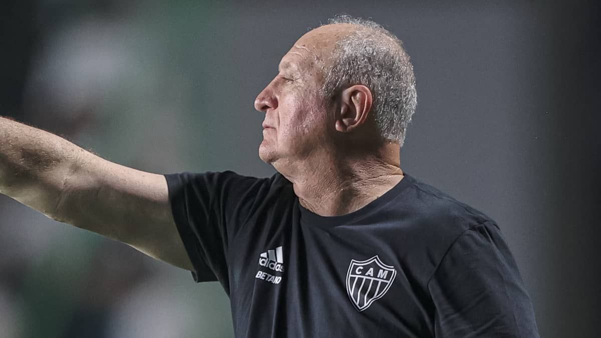 Atlético terá volta de três titulares contra o Flamengo; veja escalação