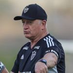 Atlético terá ao menos 3 retornos para duelo com Flamengo; veja as opções de Felipão