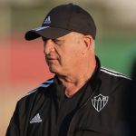 Felipão tenta quebrar jejum no Atlético e manter invencibilidade contra Sampaoli