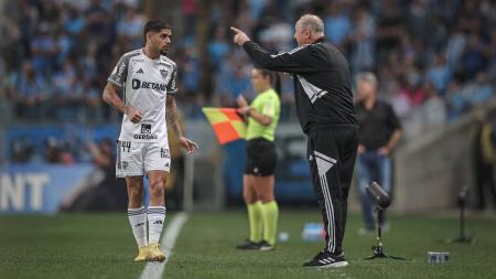 Felipão tem sete jogos pelo Atlético: foram quatro empates e três derrotas