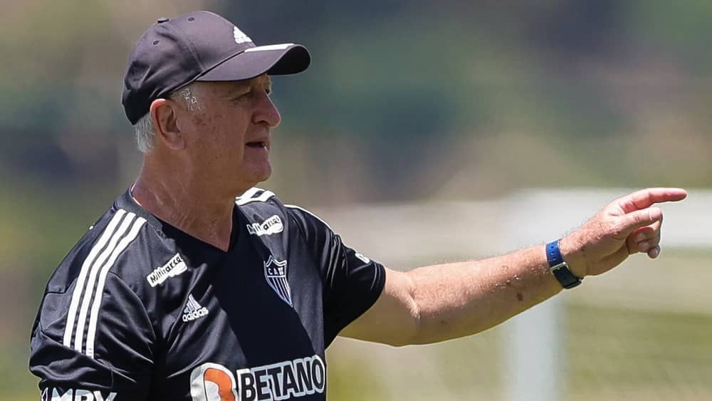 Atlético: Felipão vive dilema na zaga para enfrentar o vice-líder do Brasileiro