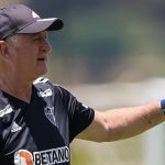 Atlético: Felipão vive dilema na zaga para enfrentar o vice-líder do Brasileiro