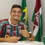 Observado por Fernando Diniz, Felipe Andrade renova com Fluminense