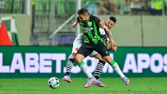 Felipe Azevedo durante partida entre América e Vasco, pela 15ª rodada do Campeonato Brasileiro da Série A