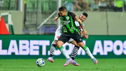 Felipe Azevedo durante partida entre América e Vasco, pela 15ª rodada do Campeonato Brasileiro da Série A