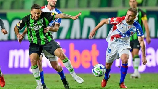 Felipe Azevedo marcou um golaço em vitória do América