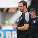 Felipe Conceição é demitido do Santa Cruz após derrota para o Campinense