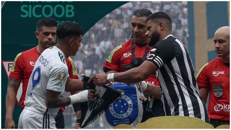 Sindicato dos Árbitros de MG repudia fala de Hulk após clássico pelo Mineiro
