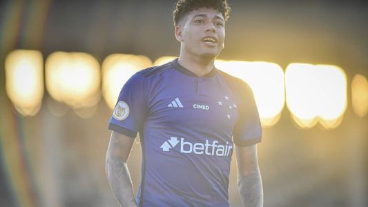 Felipe Machado tem 99 jogos com a camisa do Cruzeiro e sete gols