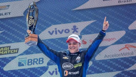 Felipe Massa conquistou primeira vitória na Stock Car