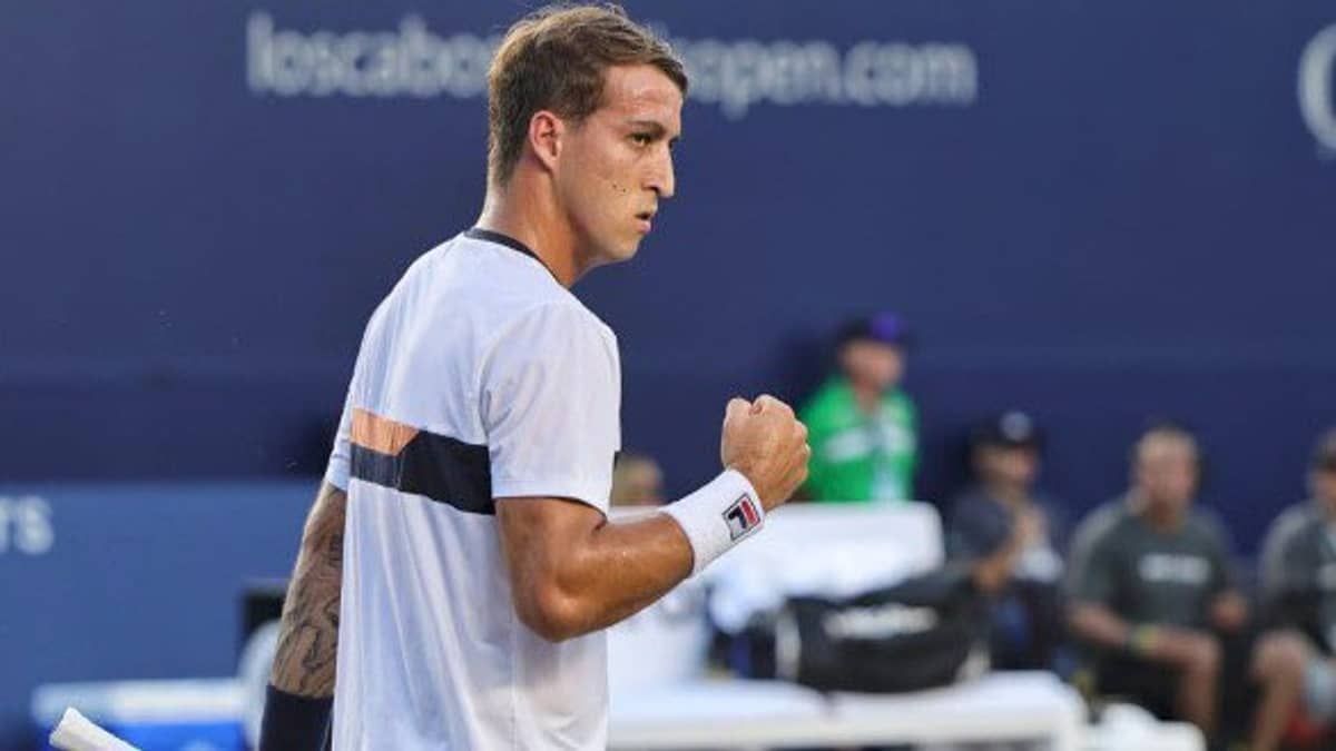 Felipe Meligeni consegue virada e avança no qualifying do US Open