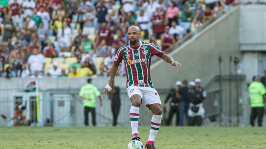 Felipe Melo é titular da defesa do Fluminense