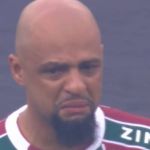 Felipe Melo chora antes da decisão da Libertadores entre Fluminense e Boca