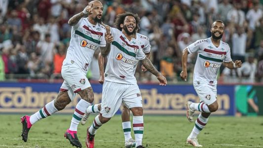Felipe Melo marcou seu primeiro gol com a camisa do Fluminense