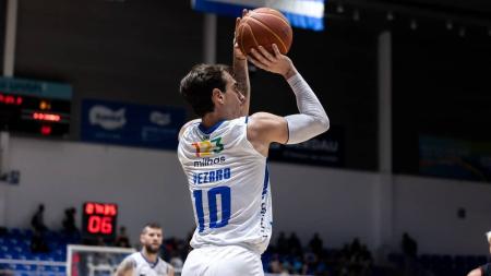 Felipe Vezaro, ala do Minas, seguirá para a temporada 2023/2024